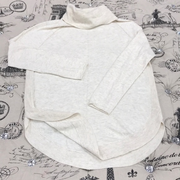 Caslon Turtleneck Tunic Sweater - Picture 4 of 7